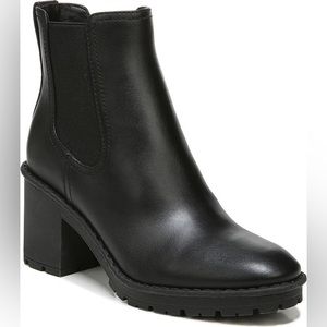 Vince Henderson Water Resistant Black Round Toe Heeled Chelsea Boots Size 6.5